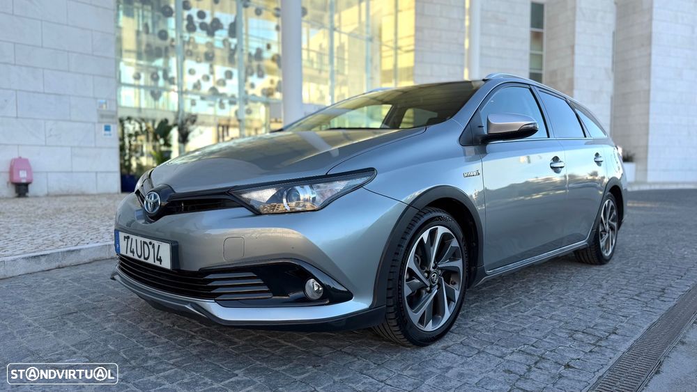 Toyota Auris Touring Sports 1.8 HSD Comfort +P.Techno+P.Sport - 12
