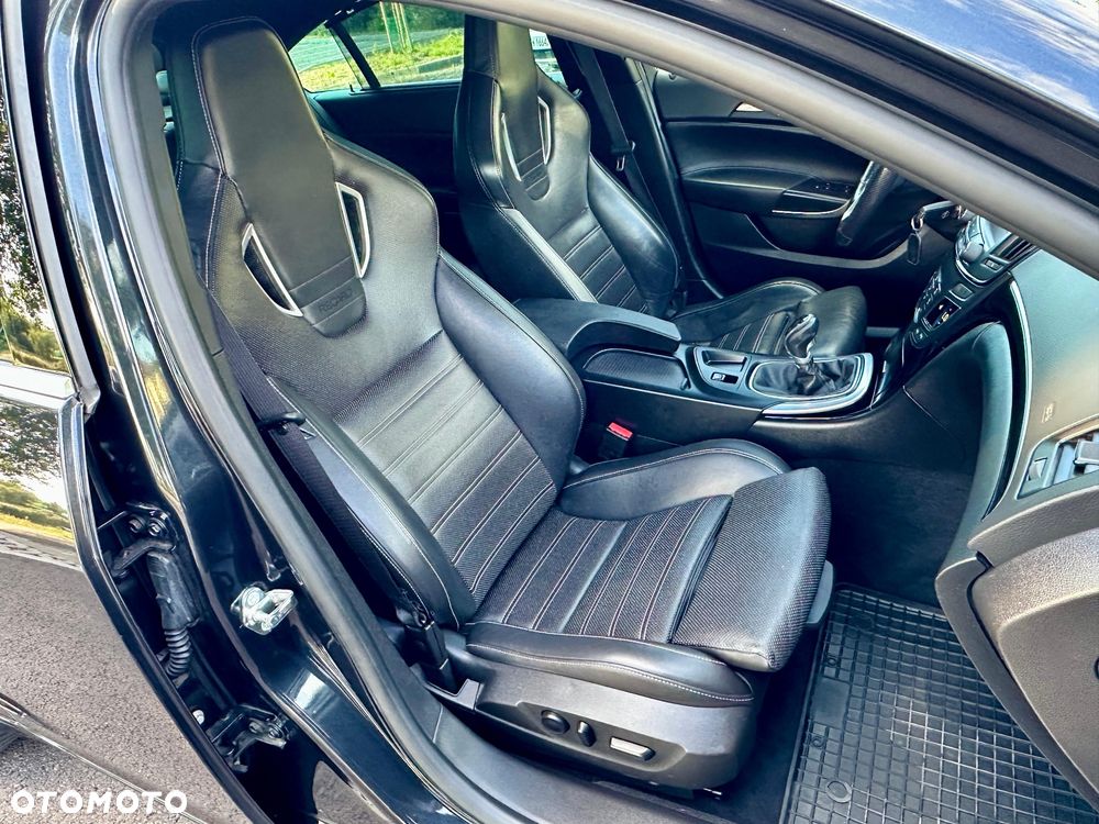 Opel Insignia - 21