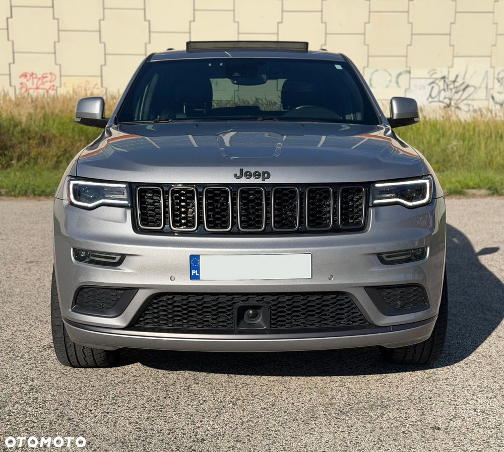 Jeep Grand Cherokee 5.7 V8 HEMI Overland Summit - 3