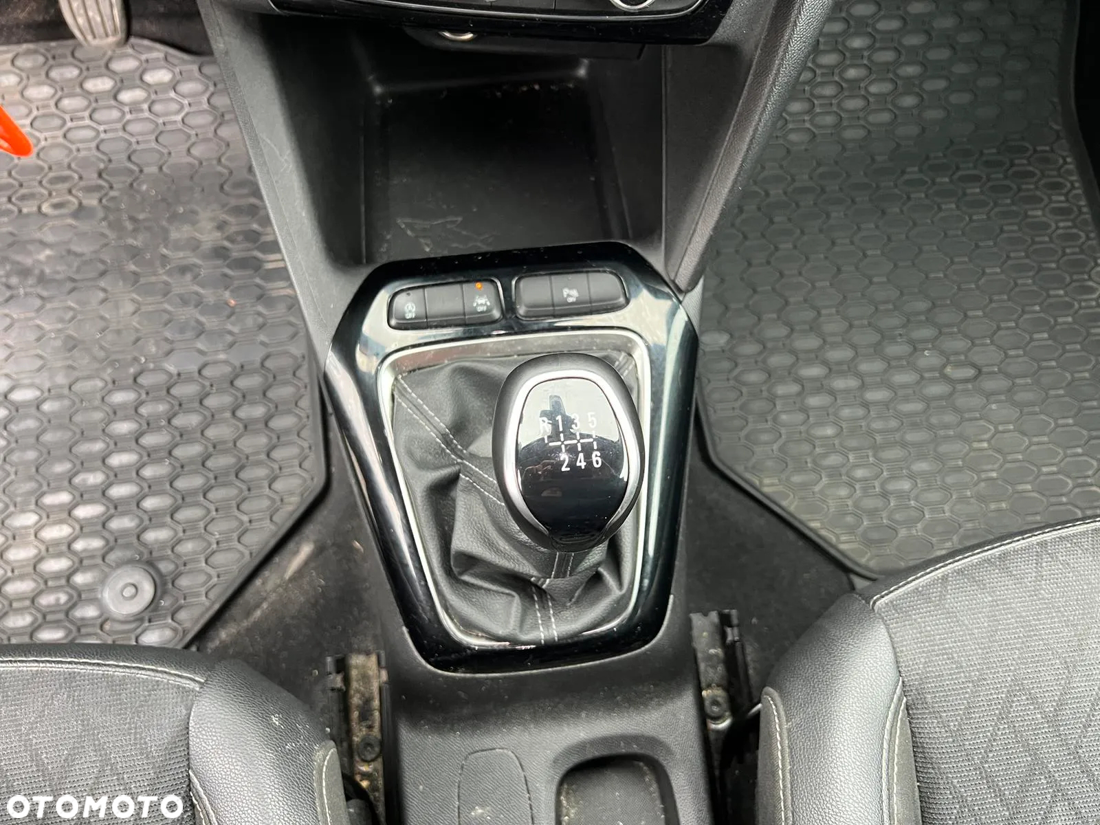 Opel Corsa 1.5 D Elegance S&S - 15