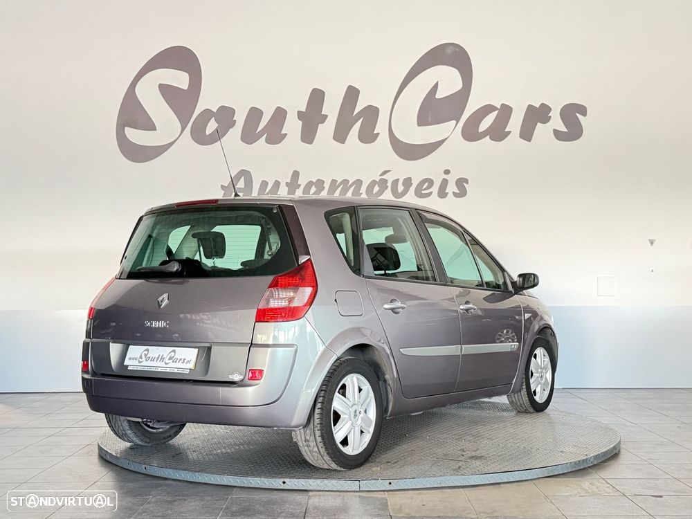 Renault Mégane Scénic - 4