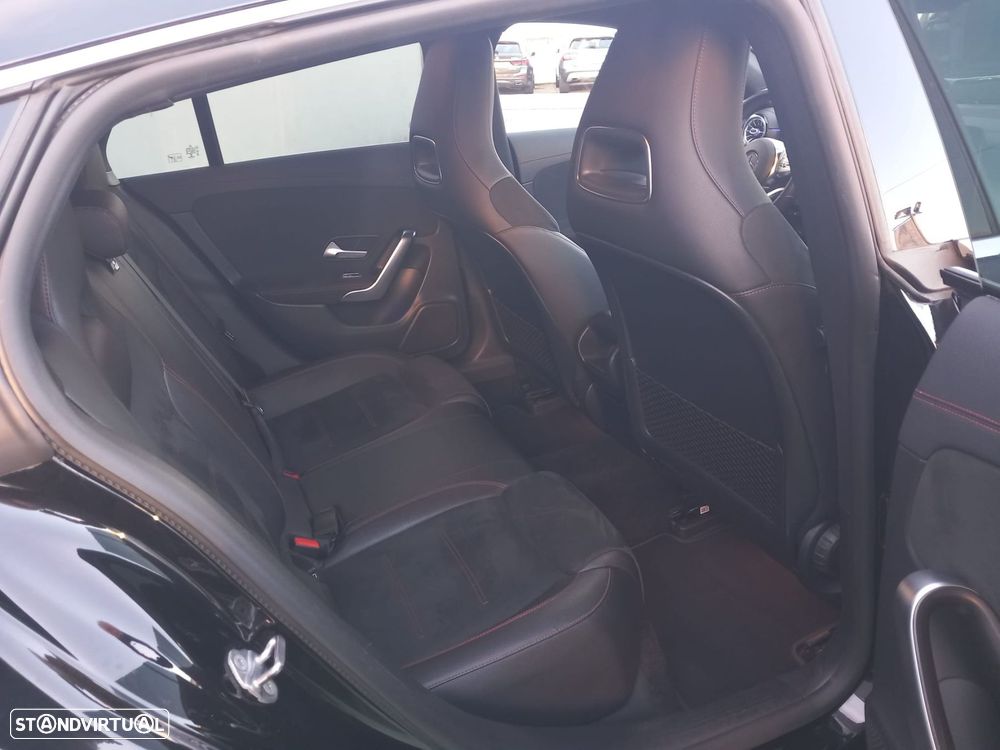 Mercedes-Benz CLA 180 d Shooting Brake AMG Line Aut. - 23