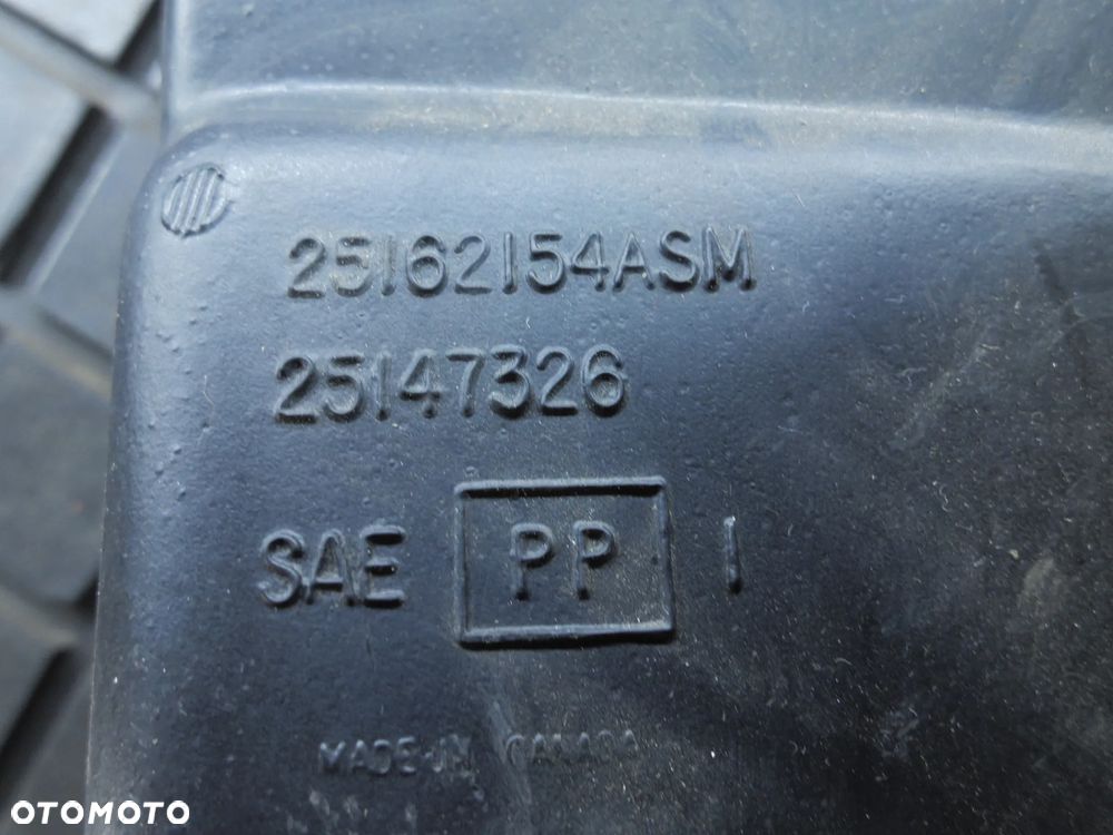 REZONATOR WLOTU FILTRA POWIETRZA CHEVROLET ASTRO 4.3L - 2