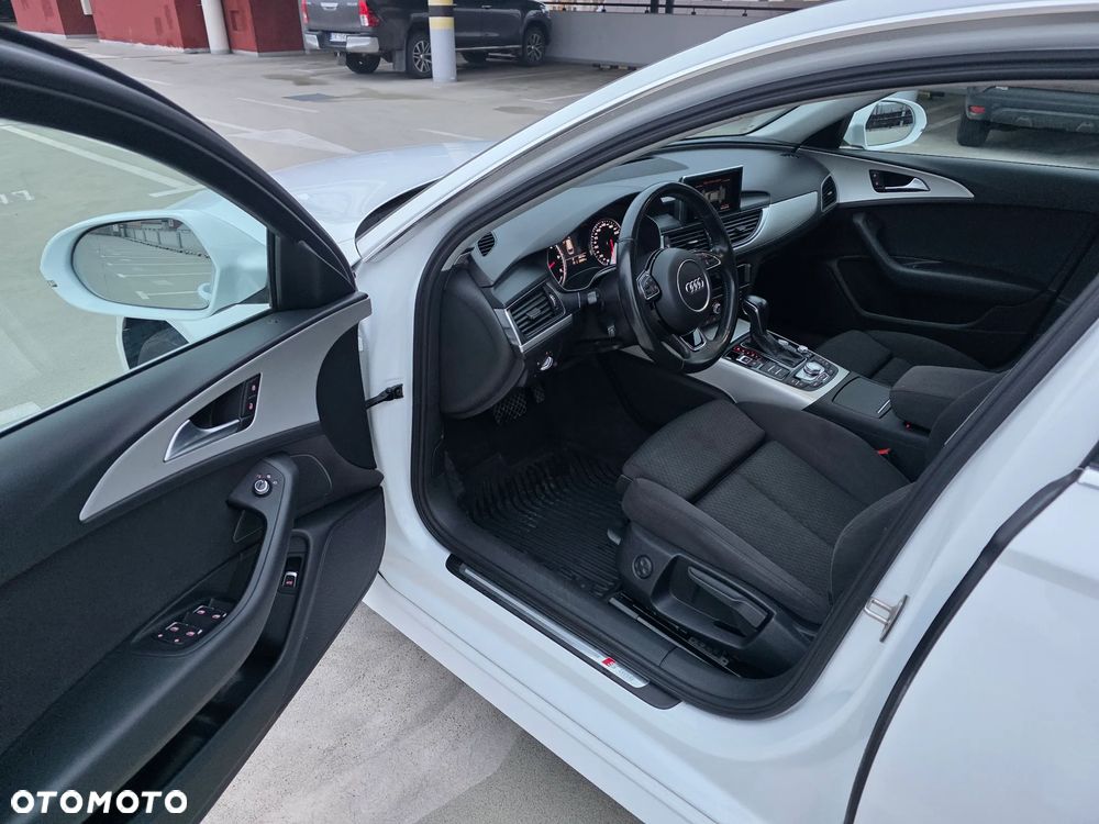 Audi A6 Avant 2.0 TDI ultra S tronic - 12