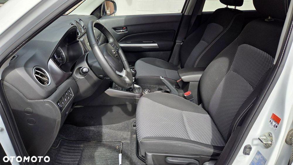 Suzuki Vitara 1.4 Boosterjet Premium 4WD - 14