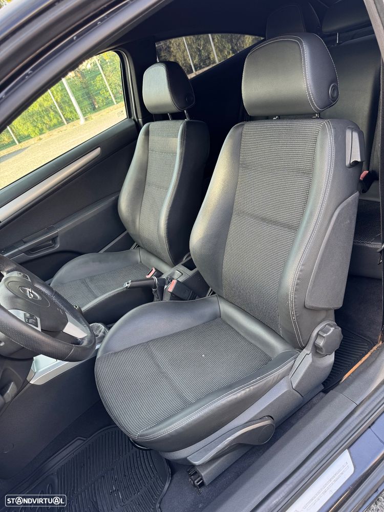 Opel Astra GTC 1.7 CDTi - 9
