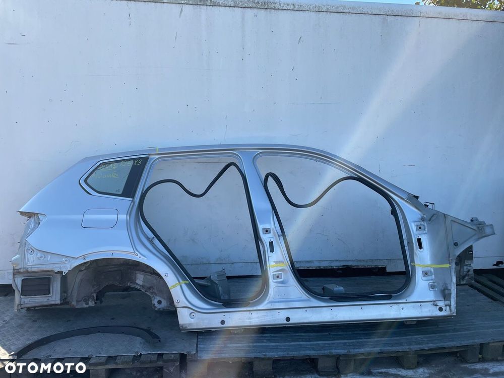 Blotnik cwiartka szyba listwa prawy tyl 354/7 TITANSILBER BMW X3 F25 ORG - 2