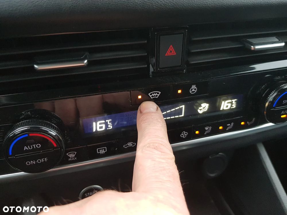 Nissan Qashqai 1.3 DIG-T MHEV Tekna - 6