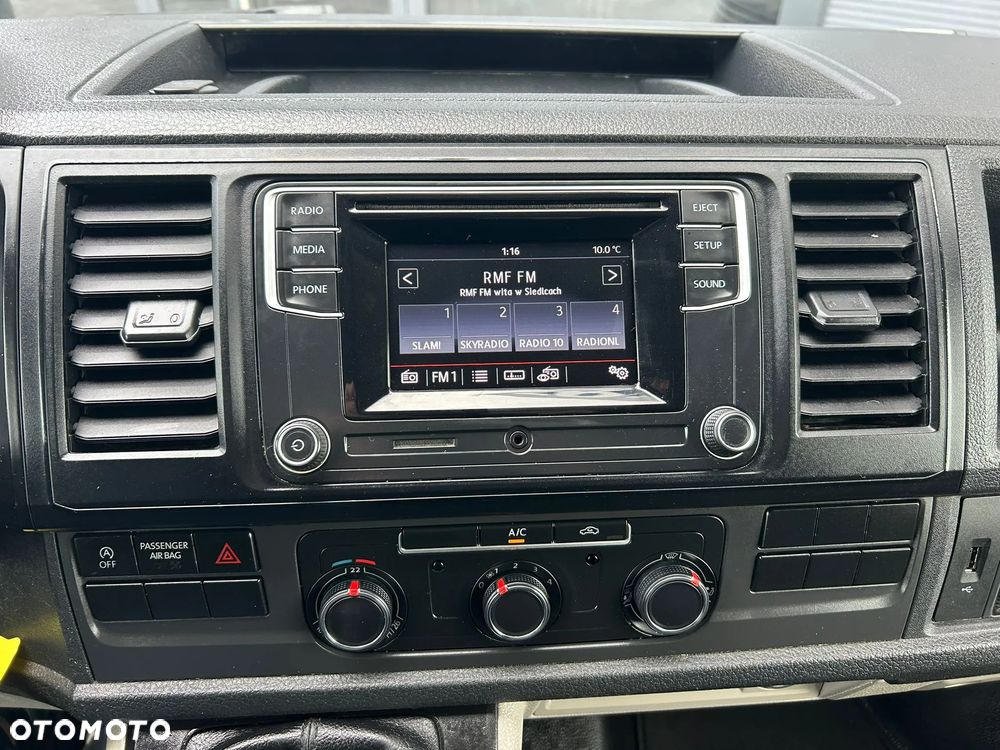 Volkswagen Transporter T6 Lift L2H1 Long 2.0 TDI 150KM **200tyś. km.**Klima**3 osobowy**2017R** - 15