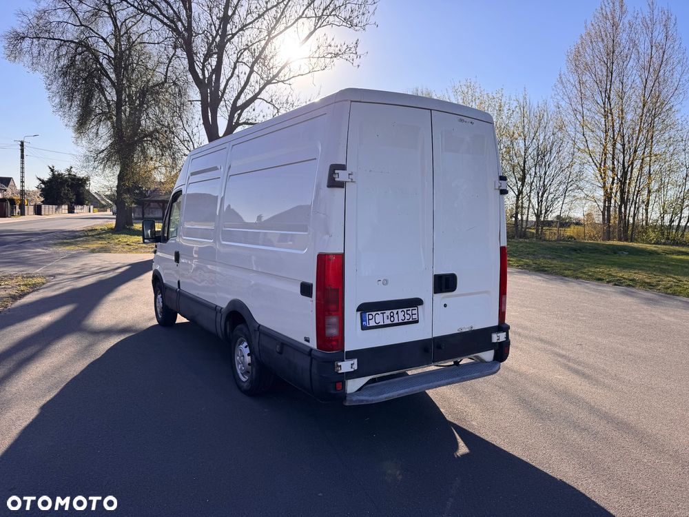 Iveco Daily 35S12 Średni - 8