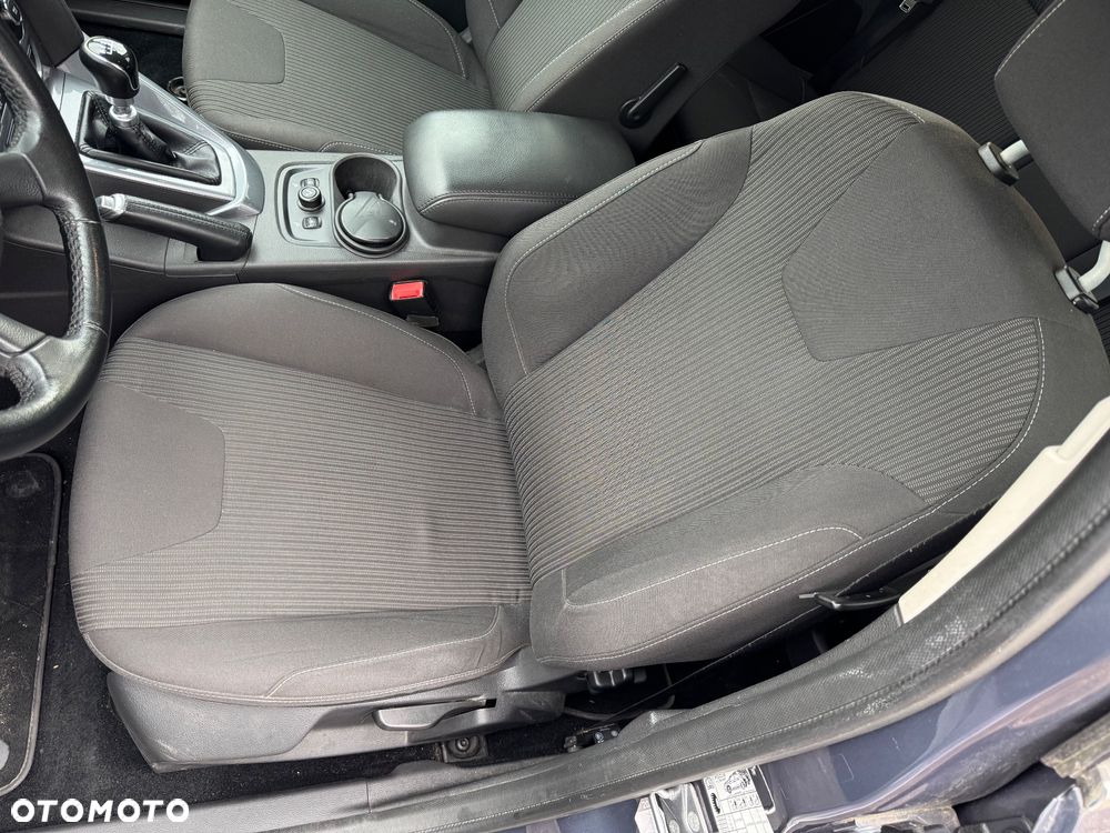 Ford Focus 1.0 EcoBoost Titanium - 10