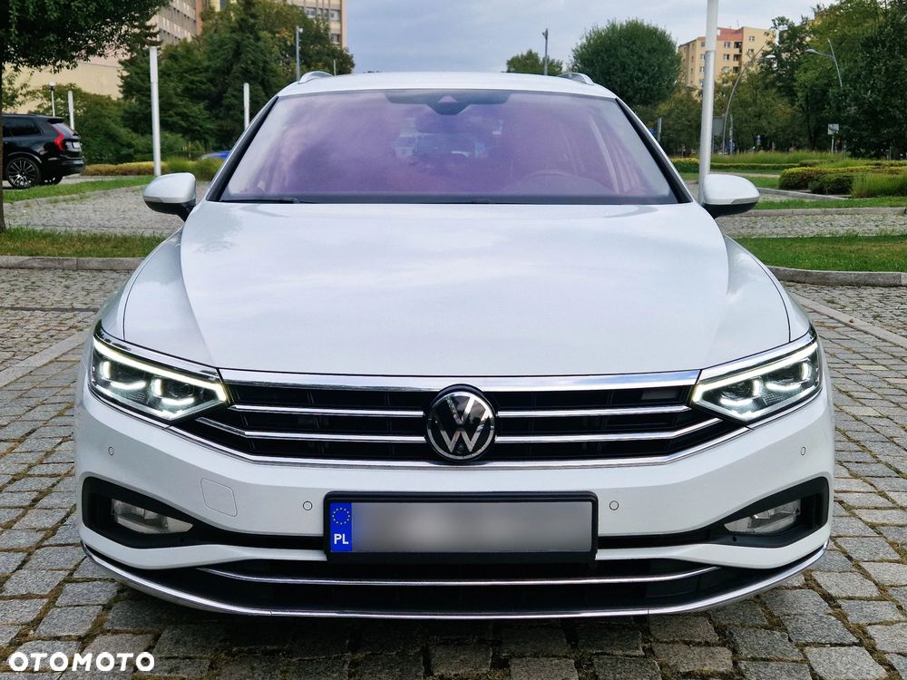 Volkswagen Passat 1.5 TSI EVO Elegance DSG - 2