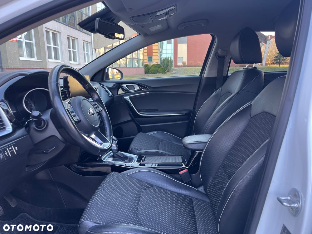 Kia Ceed 1.4 T-GDI L Business Line Plus DCT - 7