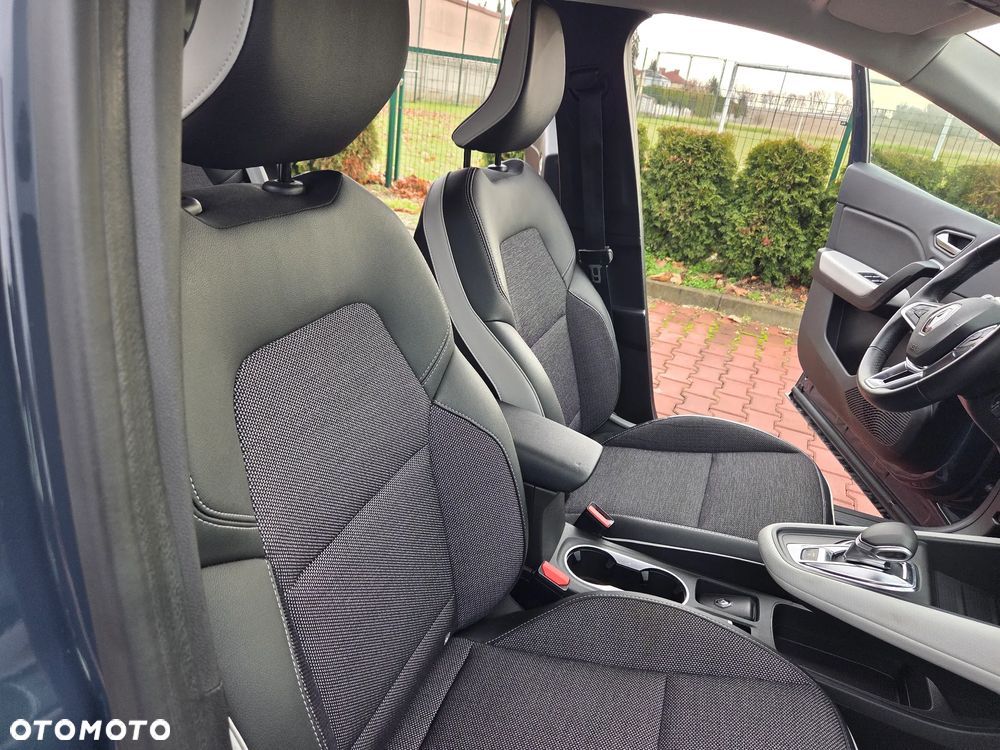 Renault Captur - 24