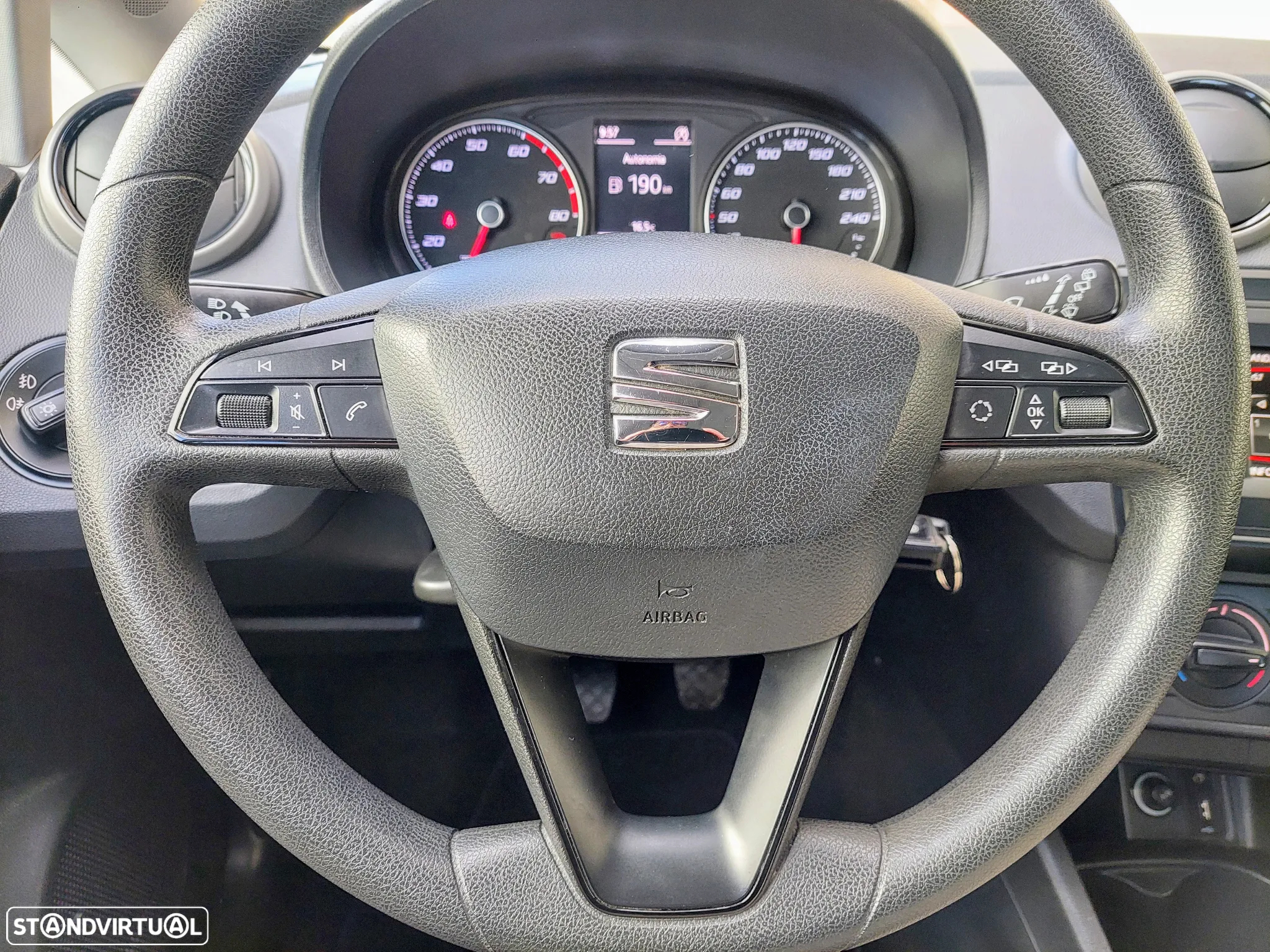 SEAT Ibiza 1.0 Reference - 22