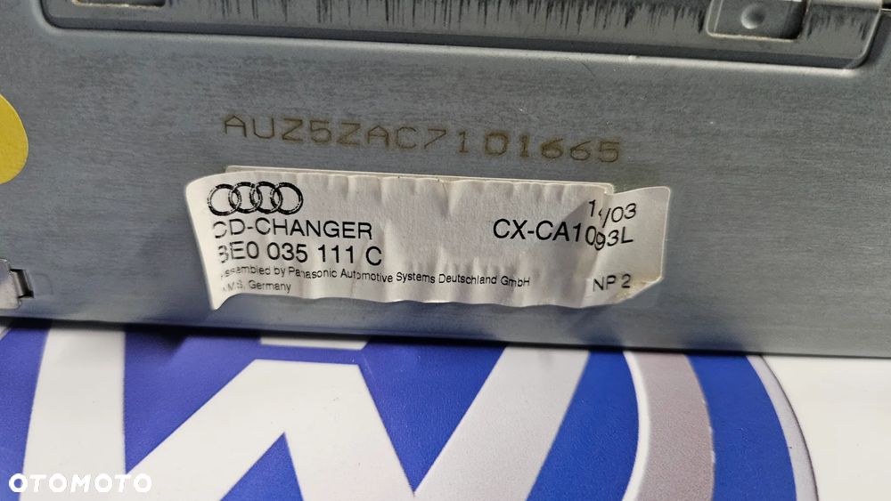 Audi A4 B6 Zmieniarka CD 8E0035111C - 3