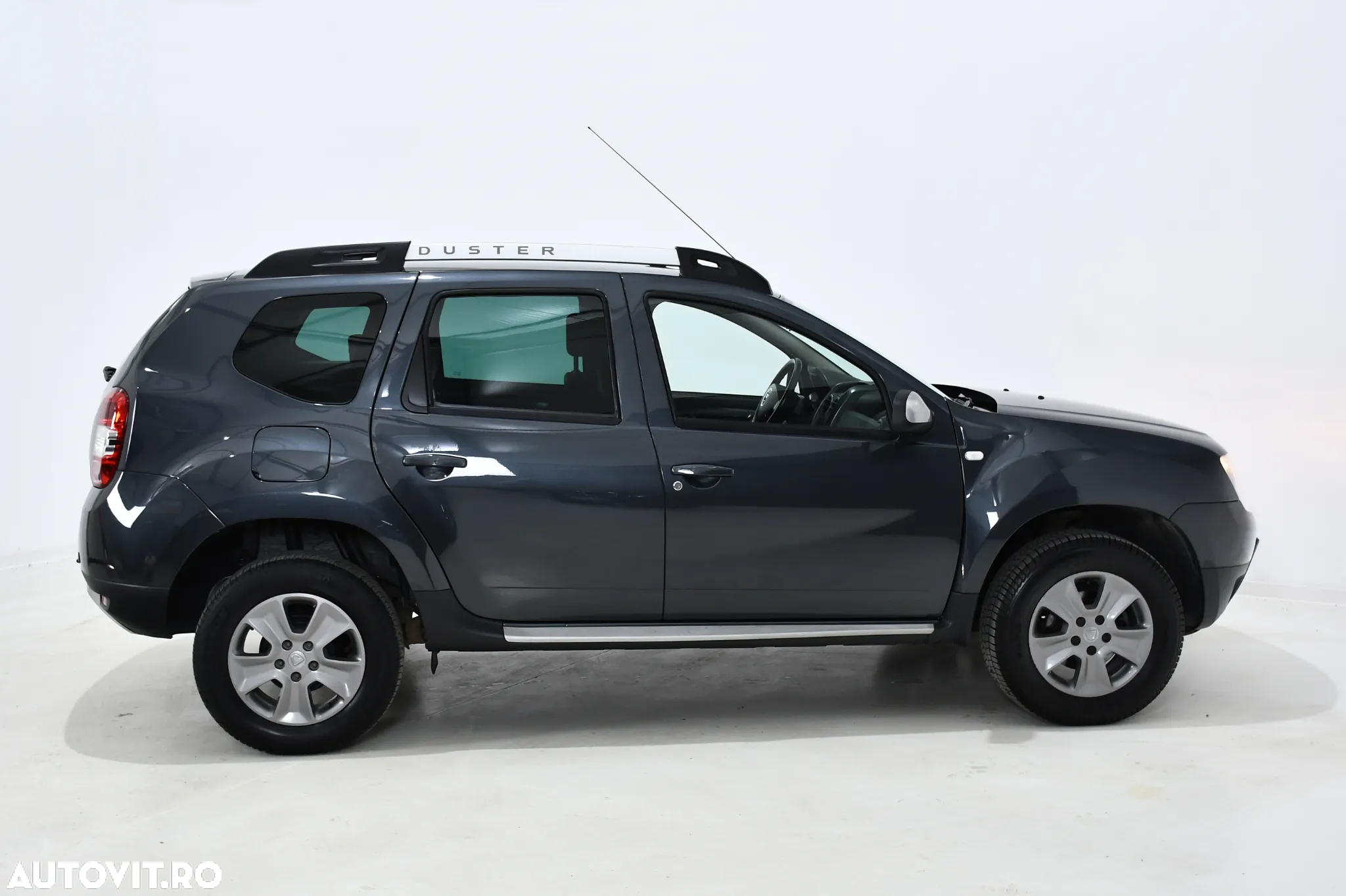 Dacia Duster 1.5 dCi 4x2 Laureate - 3