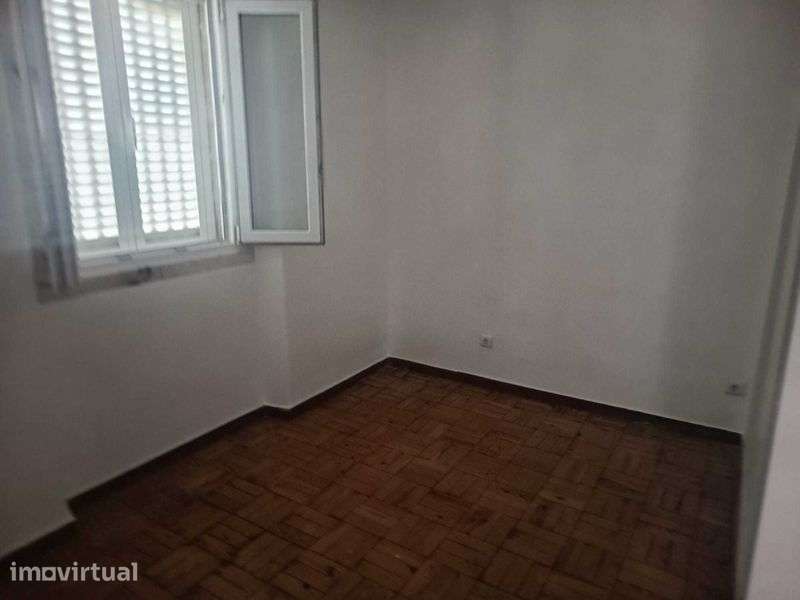 Moradia em Setúbal - T3 - Grande imagem: 2/12