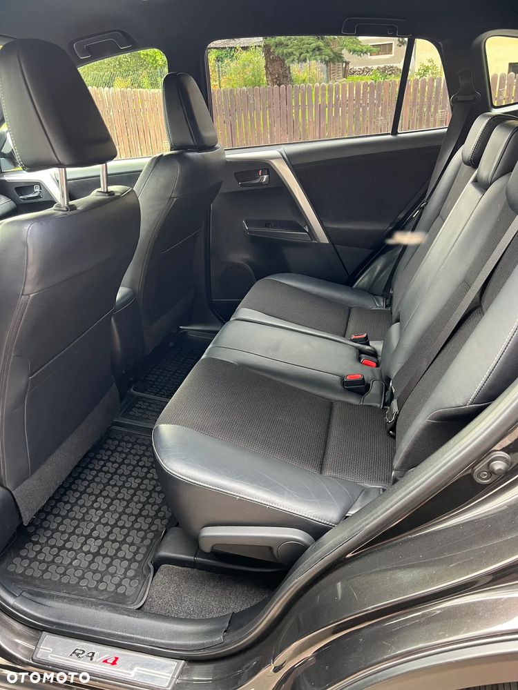 Toyota RAV4 2.0 Style 4x4 - 13