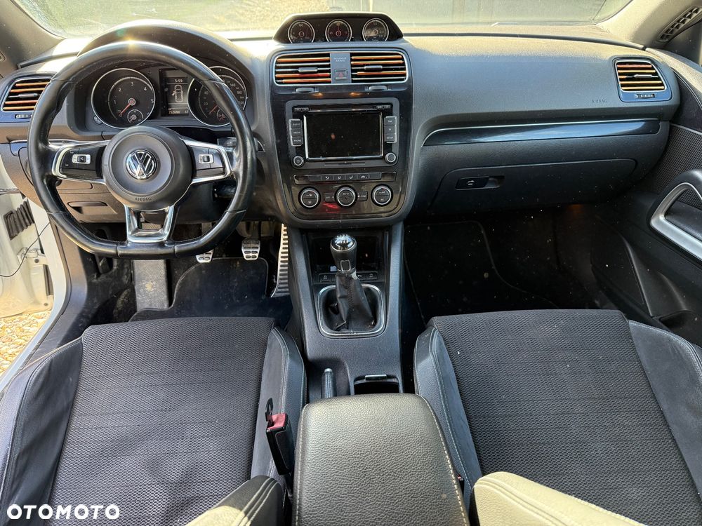 Volkswagen Scirocco 2.0 TDI BMT - 6