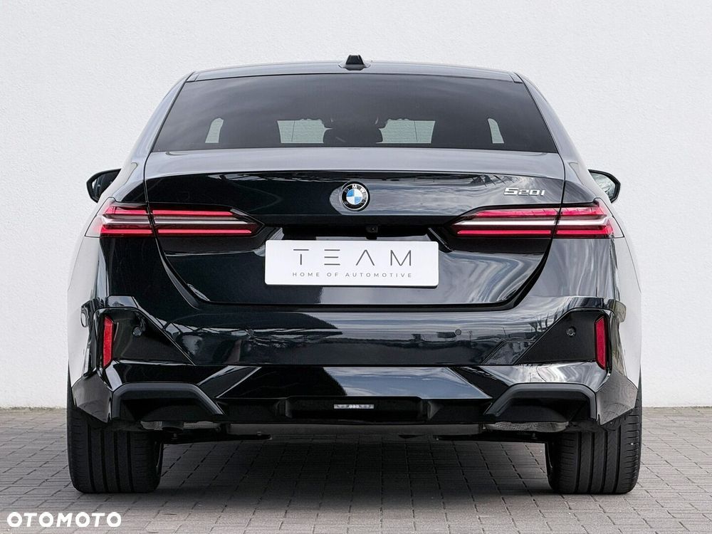 BMW 520I 2026 photo 5