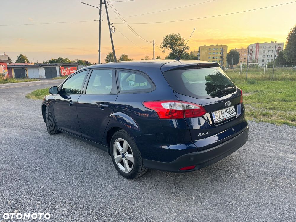 Ford Focus 1.6 TDCi Edition - 11