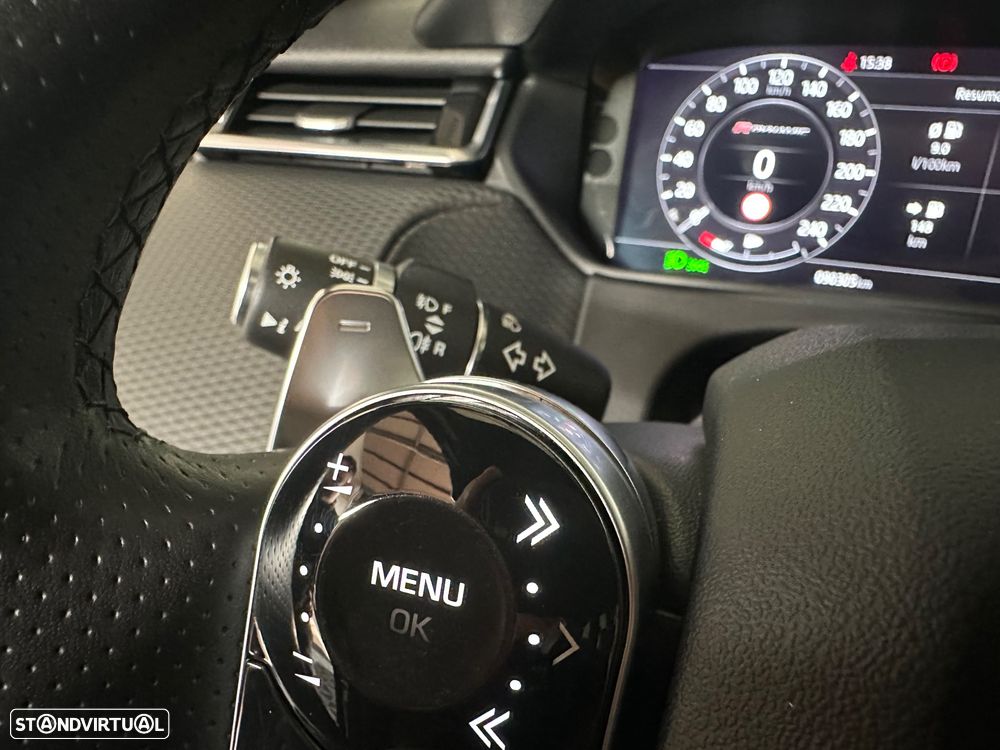 Land Rover Range Rover Velar 2.0 D R-Dynamic S - 20