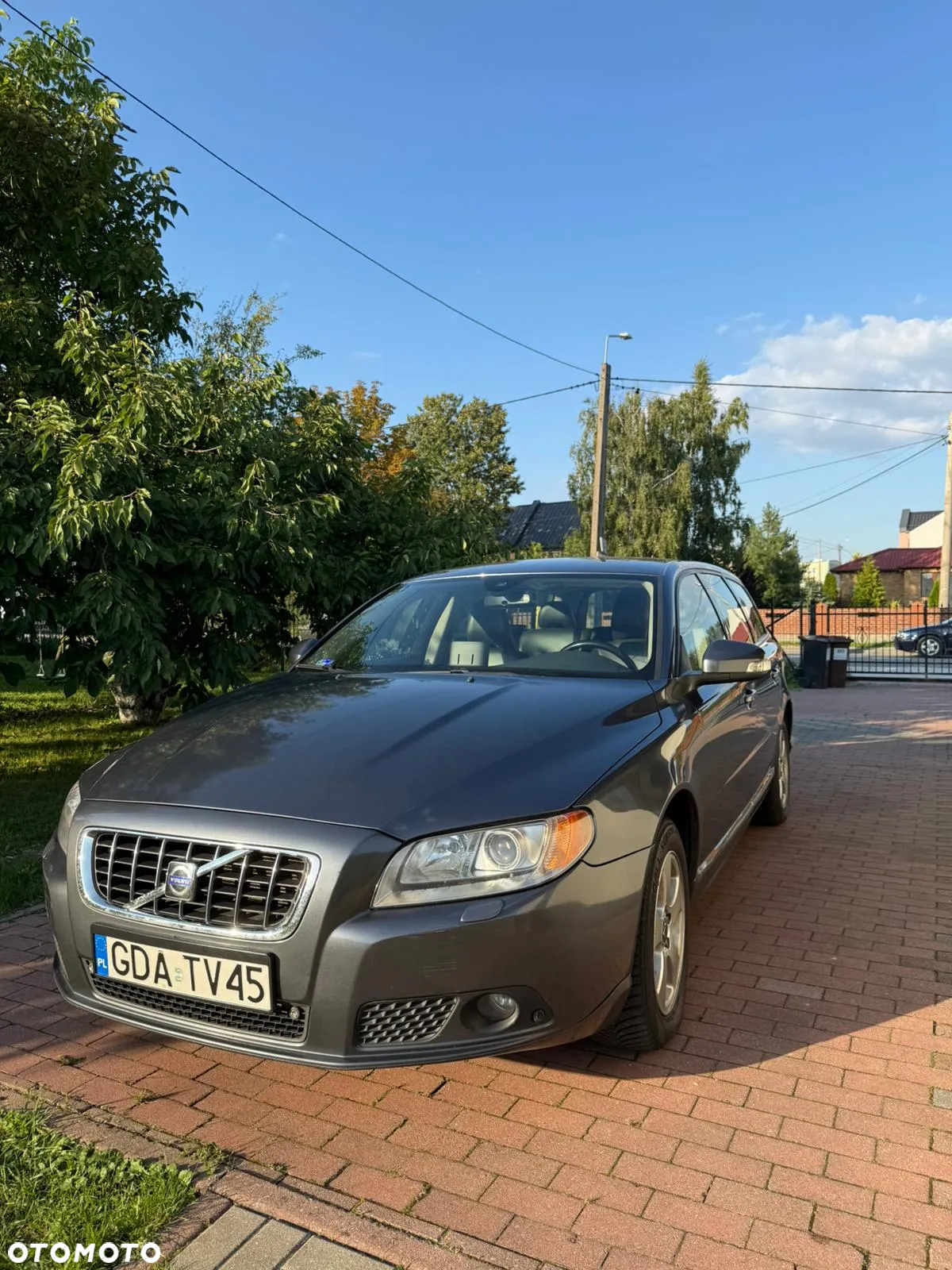 Volvo V70 2.0D Momentum - 14