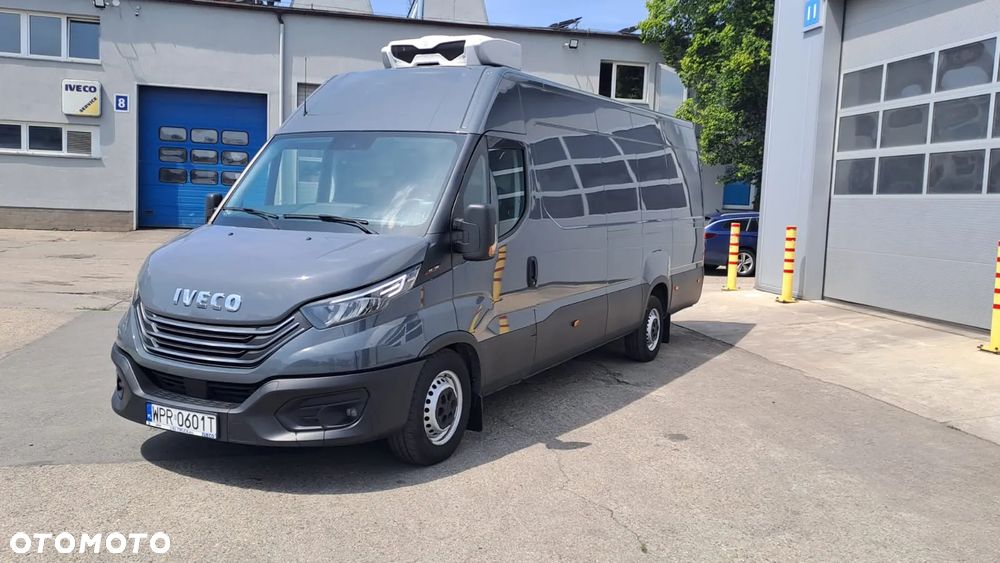 Iveco 35S18V Chłodnia Izoterma Furgon Maxi Izolowany Blaszak Krajowy 3l 180KM Ledy Nawigacja - 2