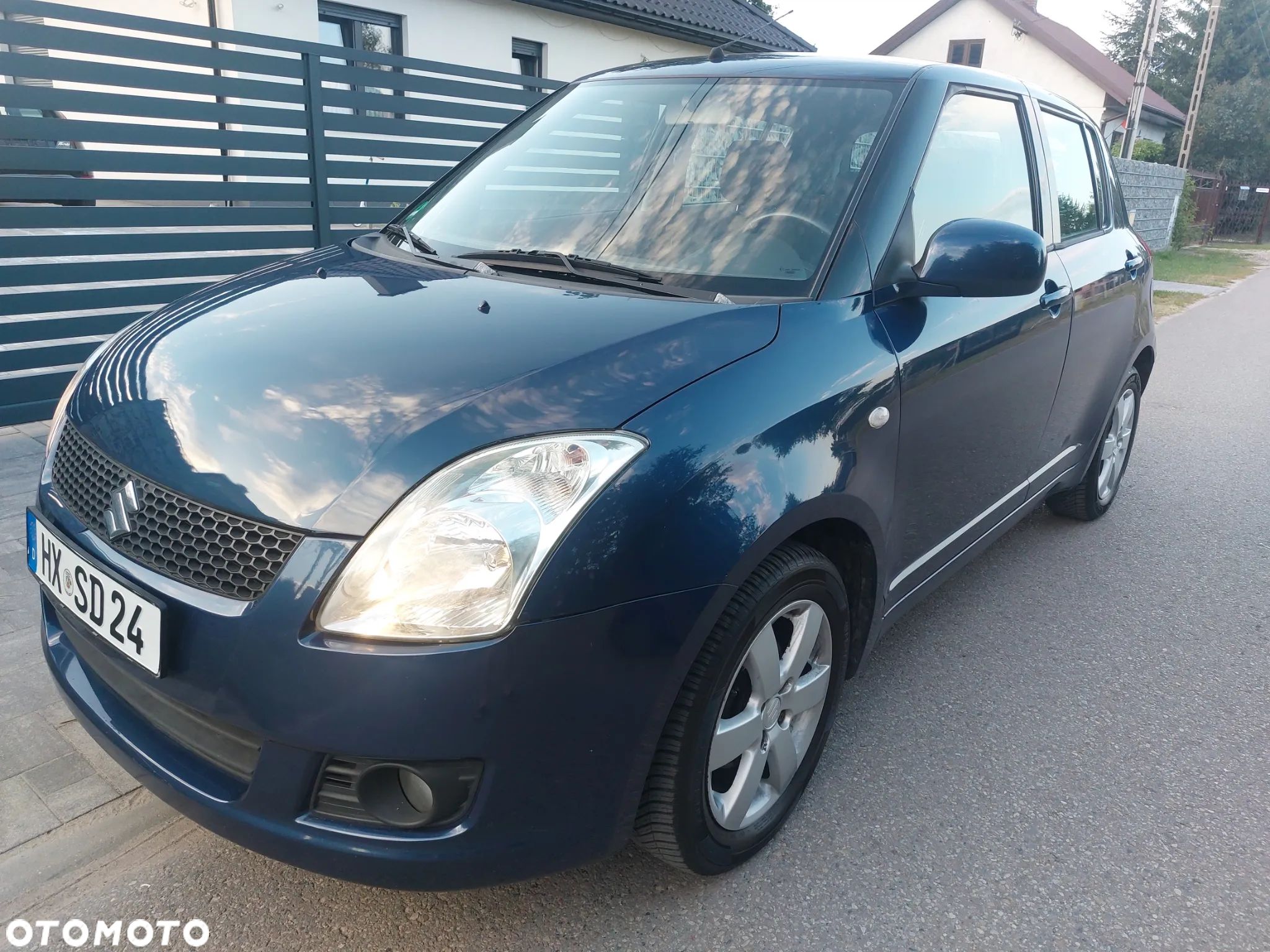 Suzuki Swift 1.3 Comfort+ - 1