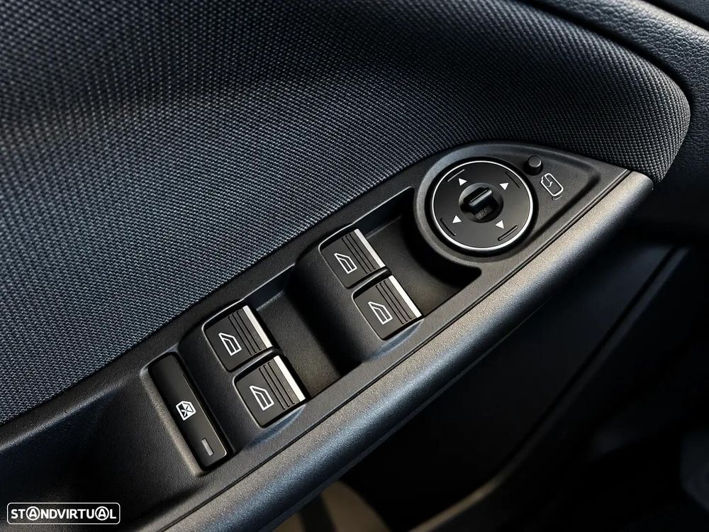 Ford Focus 1.0 EcoBoost ST-Line - 16