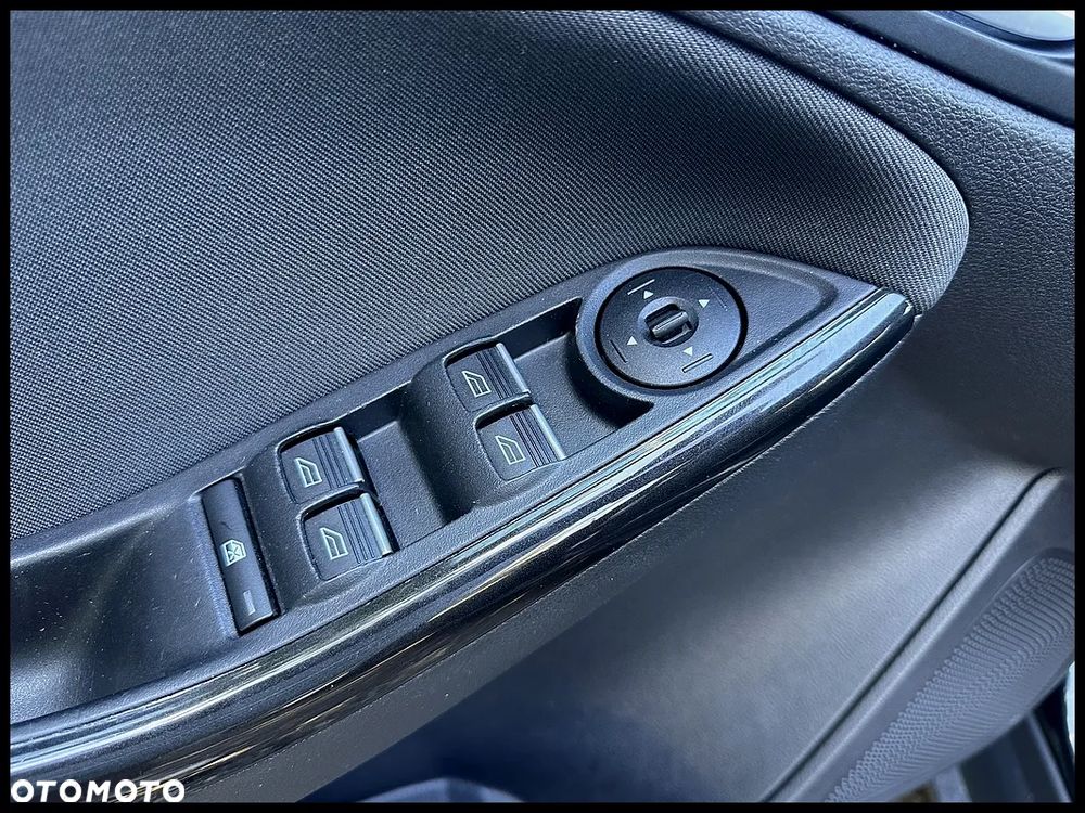 Ford Focus - 26