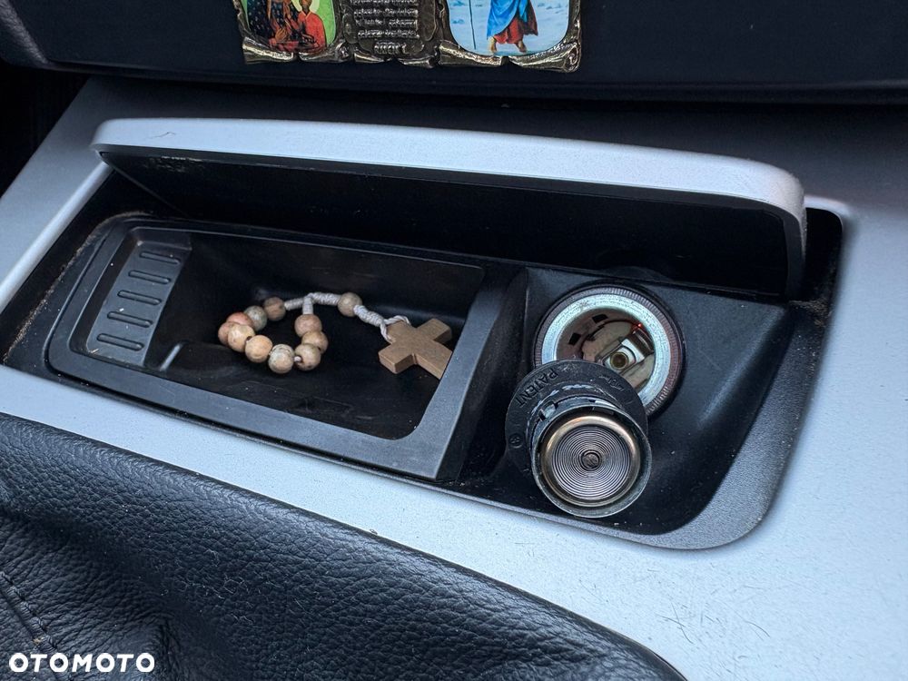 BMW Seria 3 320d DPF Blue Performance Edition Fleet Exclusive - 12