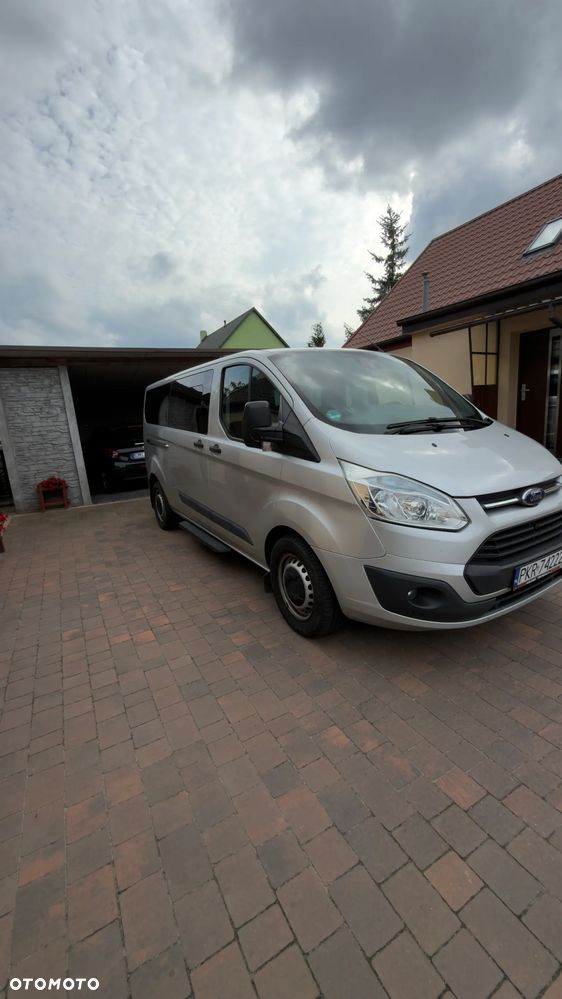 Ford Tourneo Custom - 7