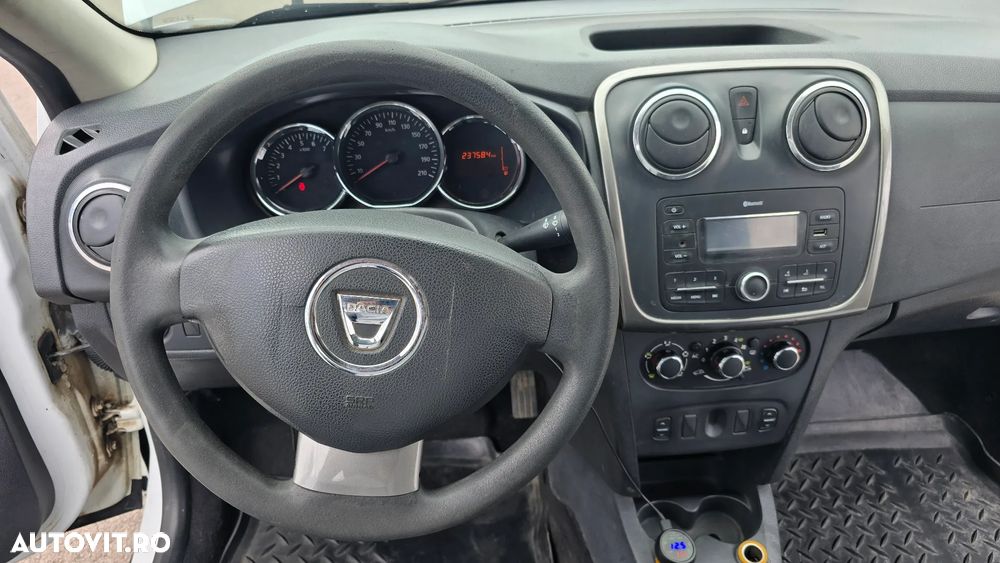 Dacia Logan 1.5 dCi 90 CP Laureate - 6