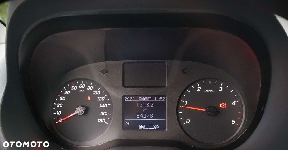 Mercedes-Benz Sprinter - 20