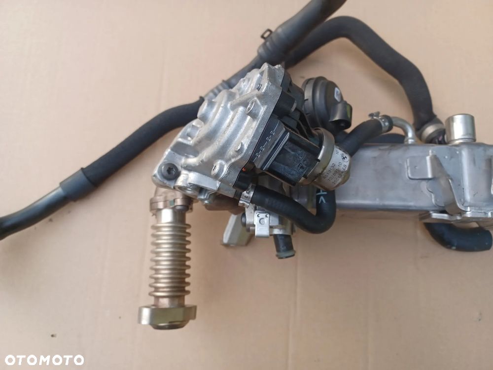 ZAWÓR EGR 2.0 D BMW MINI F54 S - 4