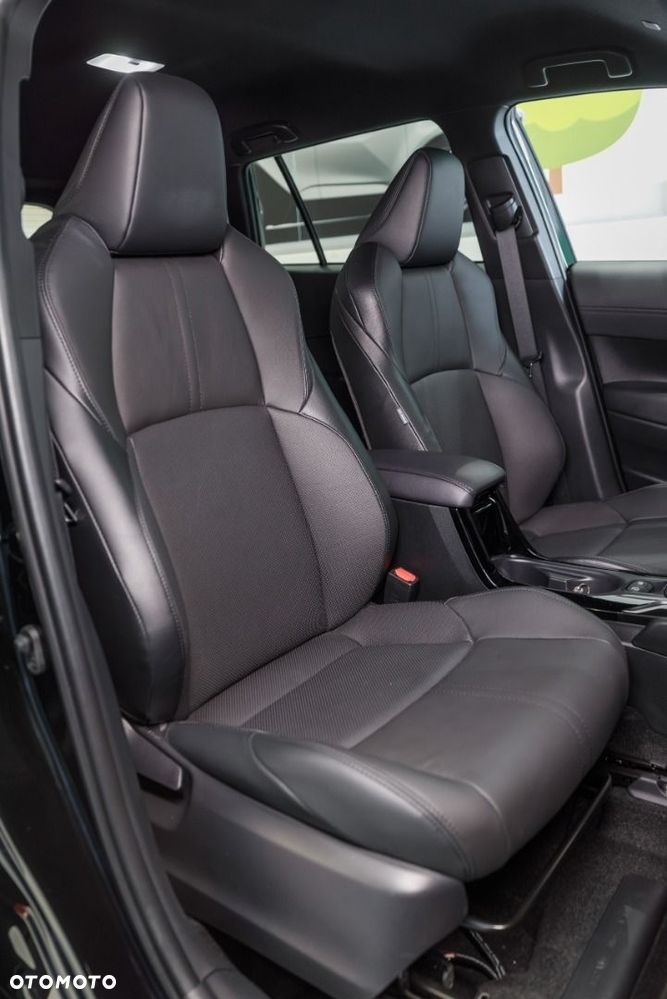 Toyota Corolla Cross - 18