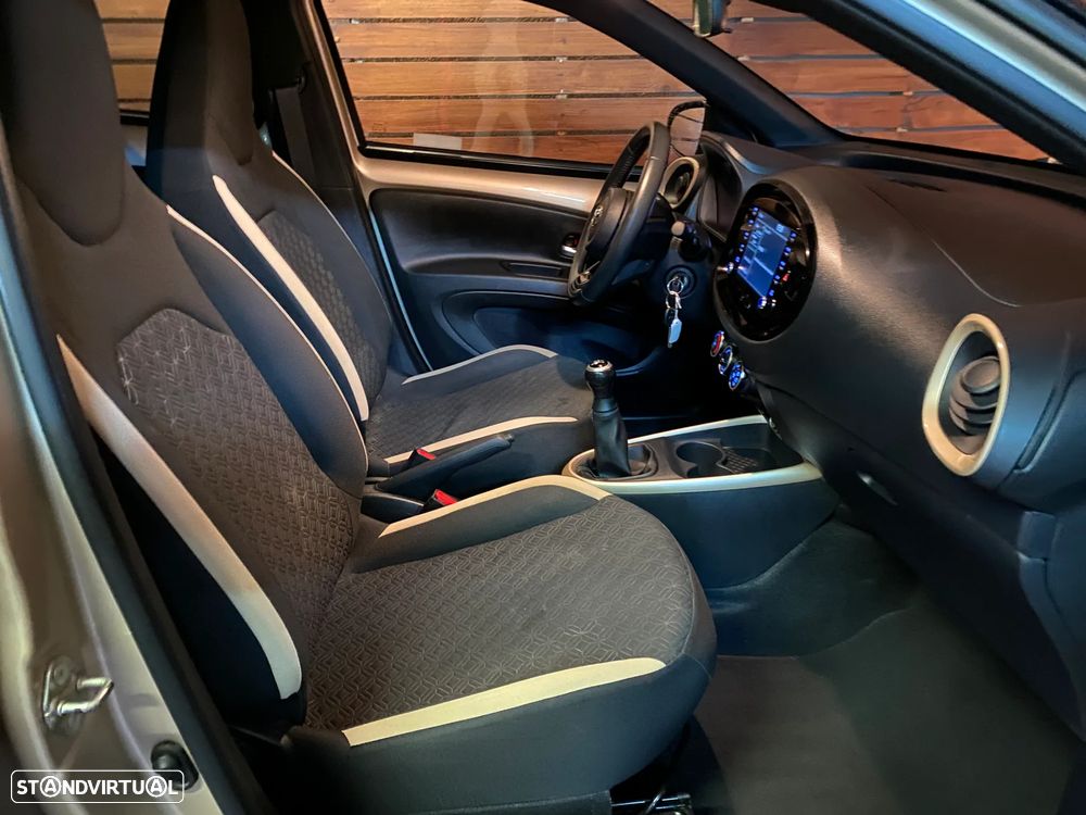 Toyota Aygo X Air Style - 6