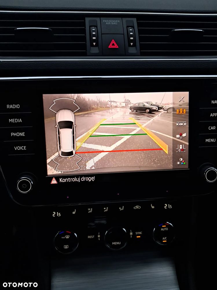 Skoda Superb 2.0 TDI SCR Style DSG - 7