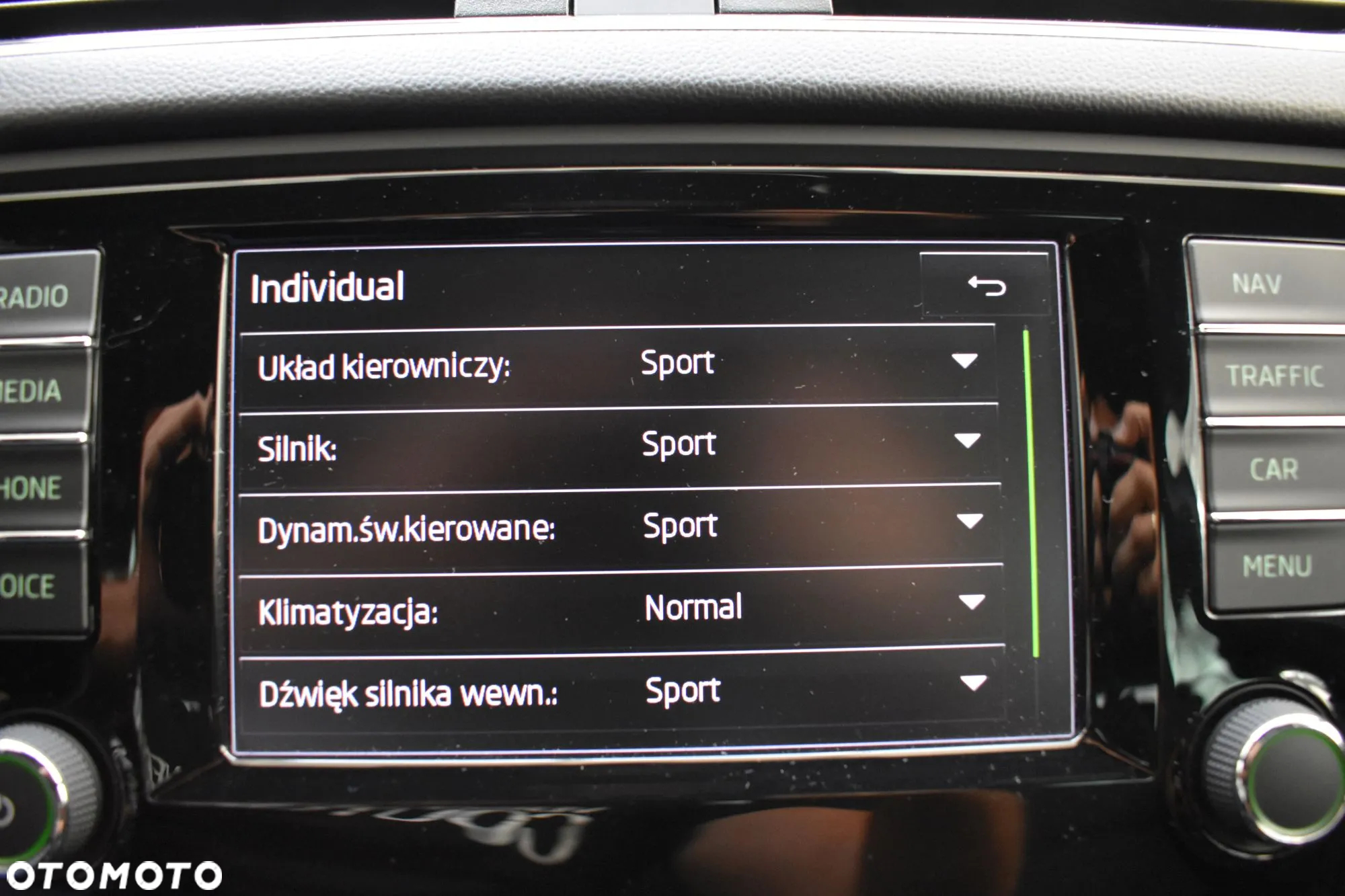Skoda Octavia Combi 2.0 TSI (Green tec) RS - 30