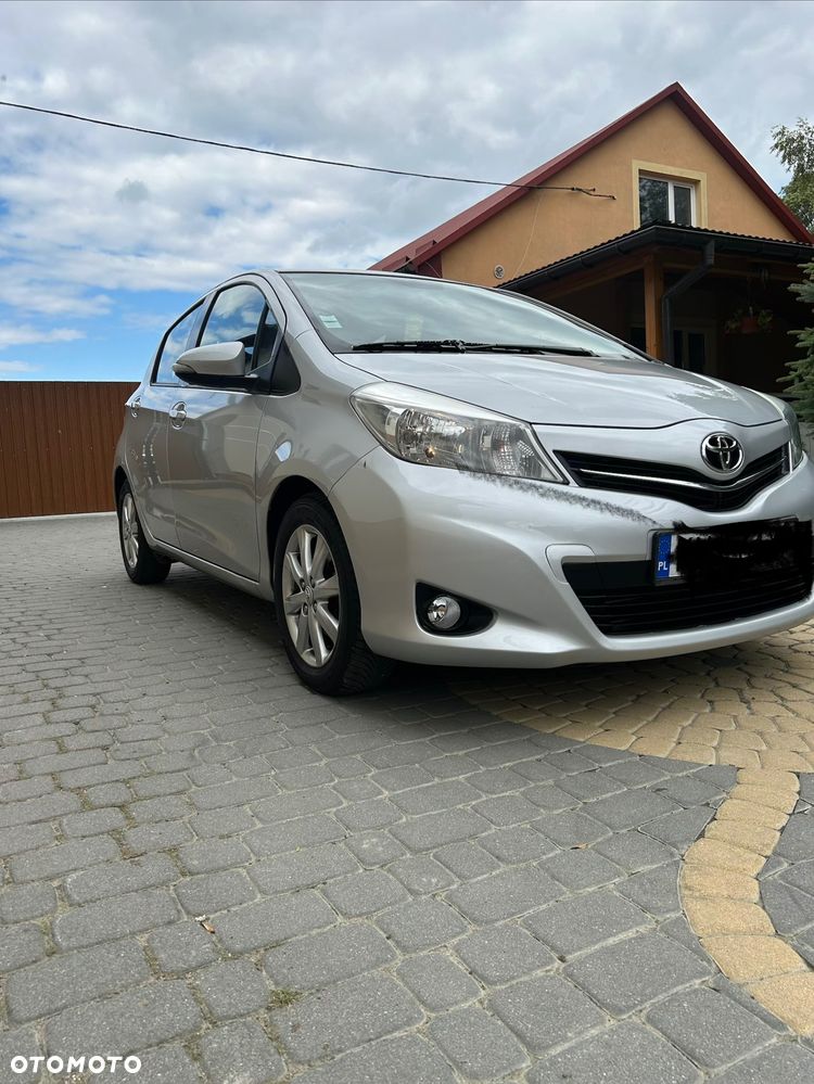 Toyota Yaris 1.4 D-4D Prestige - 25