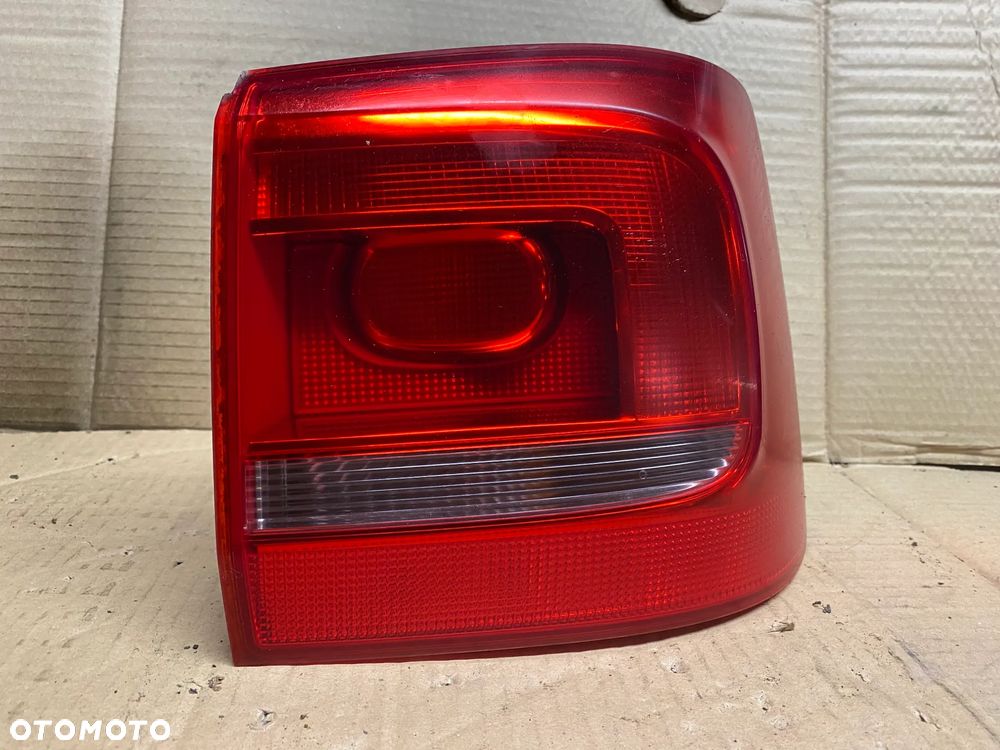 LAMPA TYLNA PRAWA VW VOLKSWAGEN TOURAN II LIFT 1T 1T3 176405 - 2