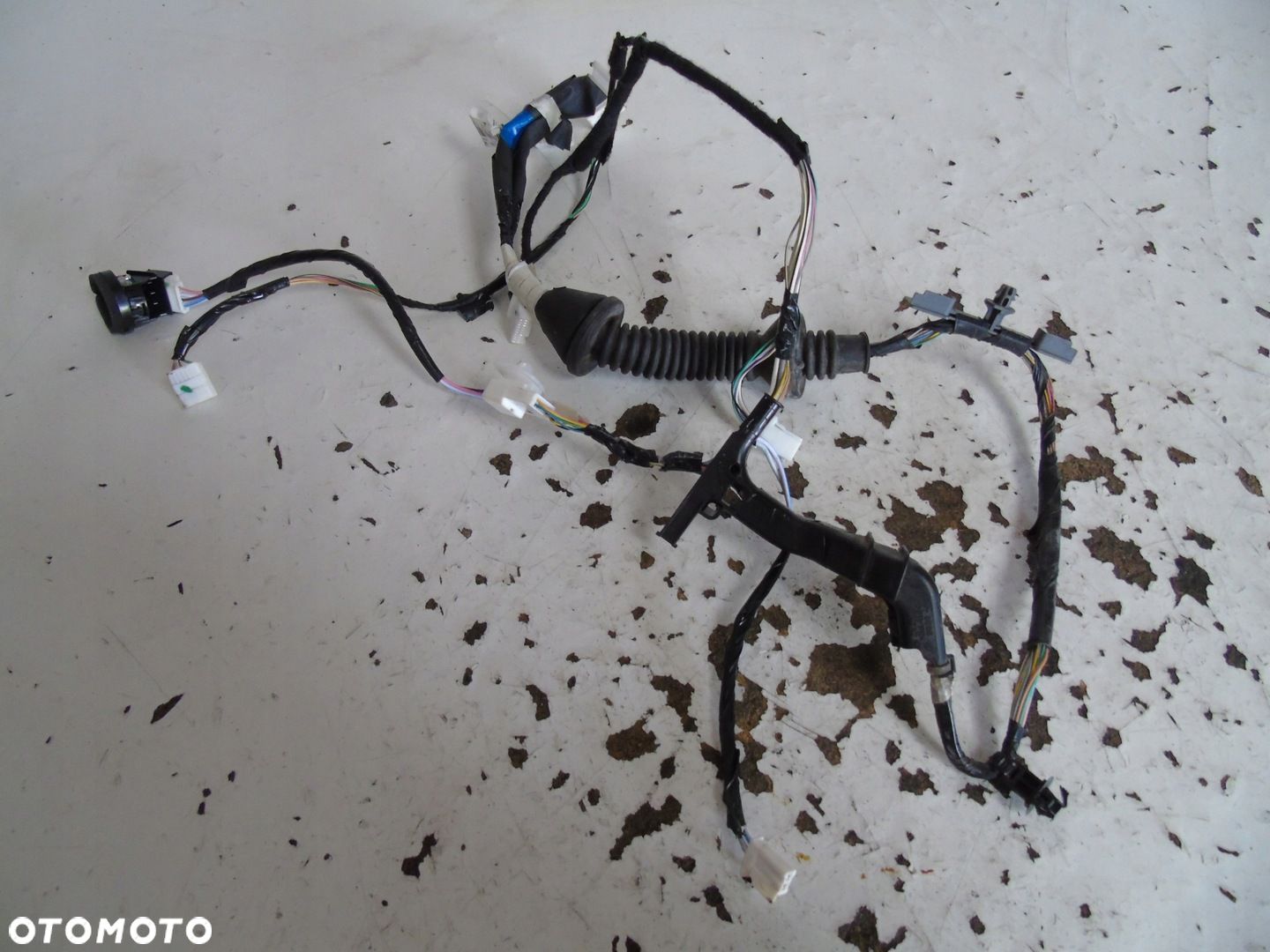 INSTALACJA ELEKTRYCZNA DRZWI LEWY PRZÓD TOYOTA AURIS II KOMBI - 1