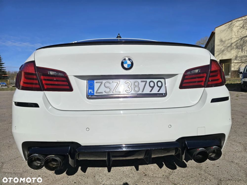 BMW Seria 5 530i - 23