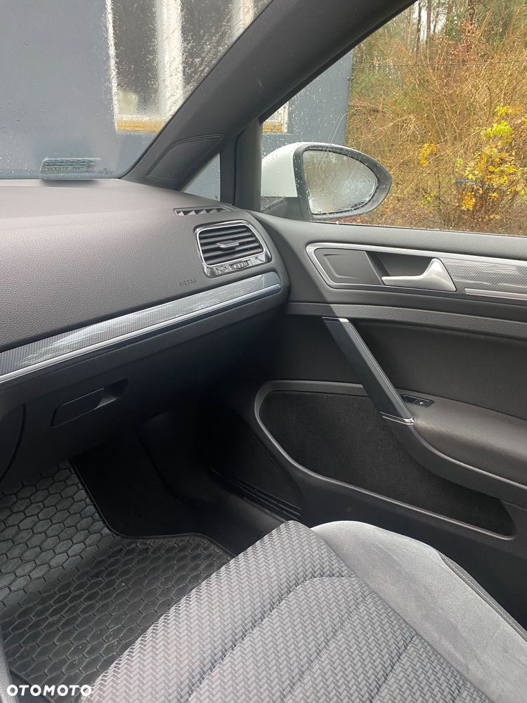 Volkswagen Golf Variant - 9