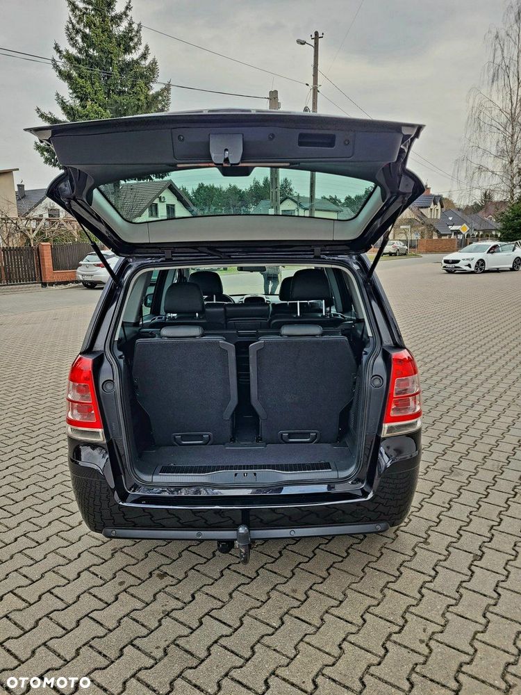 Opel Zafira 1.8 Cosmo - 15
