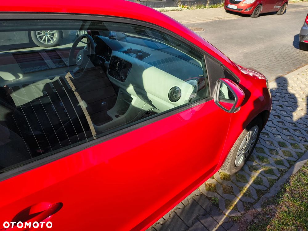 Volkswagen up! move - 10