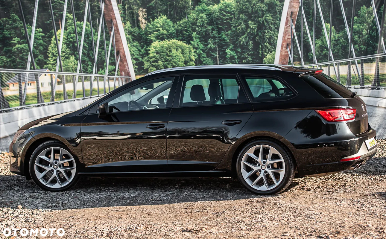 Seat Leon 1.8 TSI FR Black S&S DSG - 10