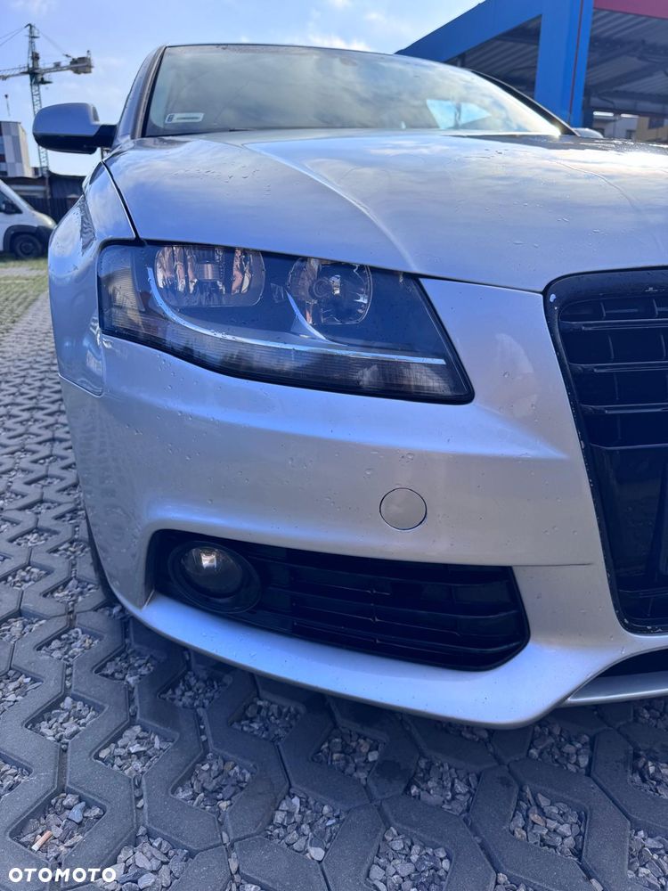 Audi A4 Avant 2.0 TDI - 14